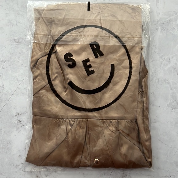 NWT SER.O.YA Shea Off The Shoulder Natural Long Sleeve Silk Dress - Picture 6 of 7